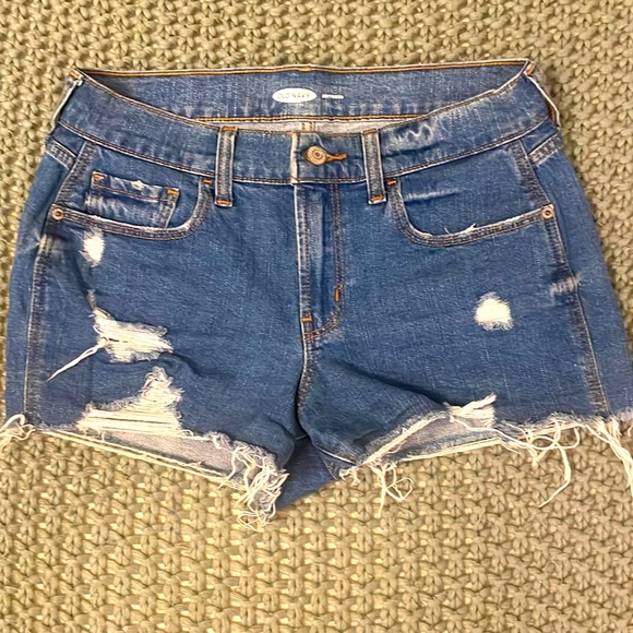 Old Navy Destroyed Boyfriend Denim shorts - Picture 1 of 7
